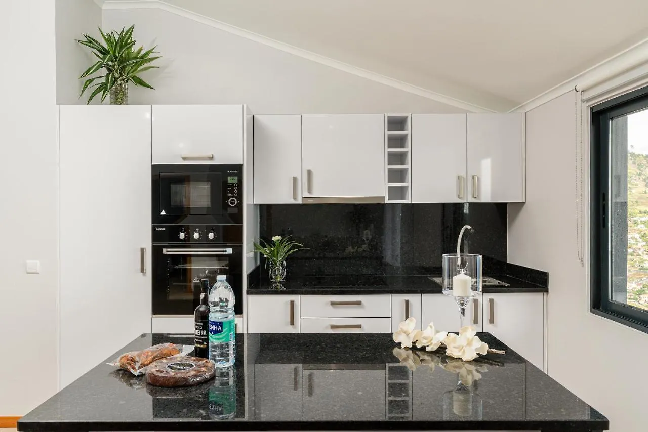 Casa Raimunda, Big Apartment With Amazing Views Arco da Calheta  0*, Arco da Calheta (Madeira) Portugal