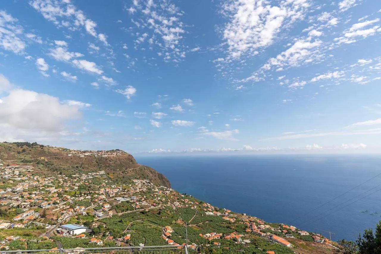 Casa Raimunda, Big Apartment With Amazing Views Arco da Calheta   Arco da Calheta (Madeira)